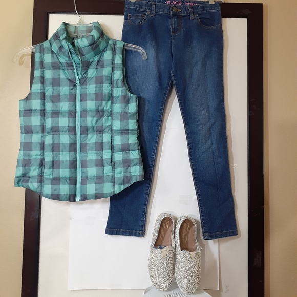 Girls Winter Bundle | Plaid Puffer + Skinny Jeans - Picture 3 of 3